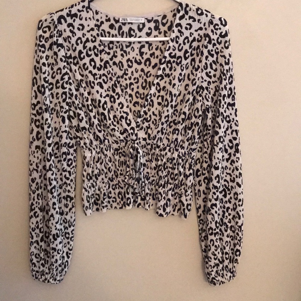 Zara Leopard Blouse - Picture 2 of 6